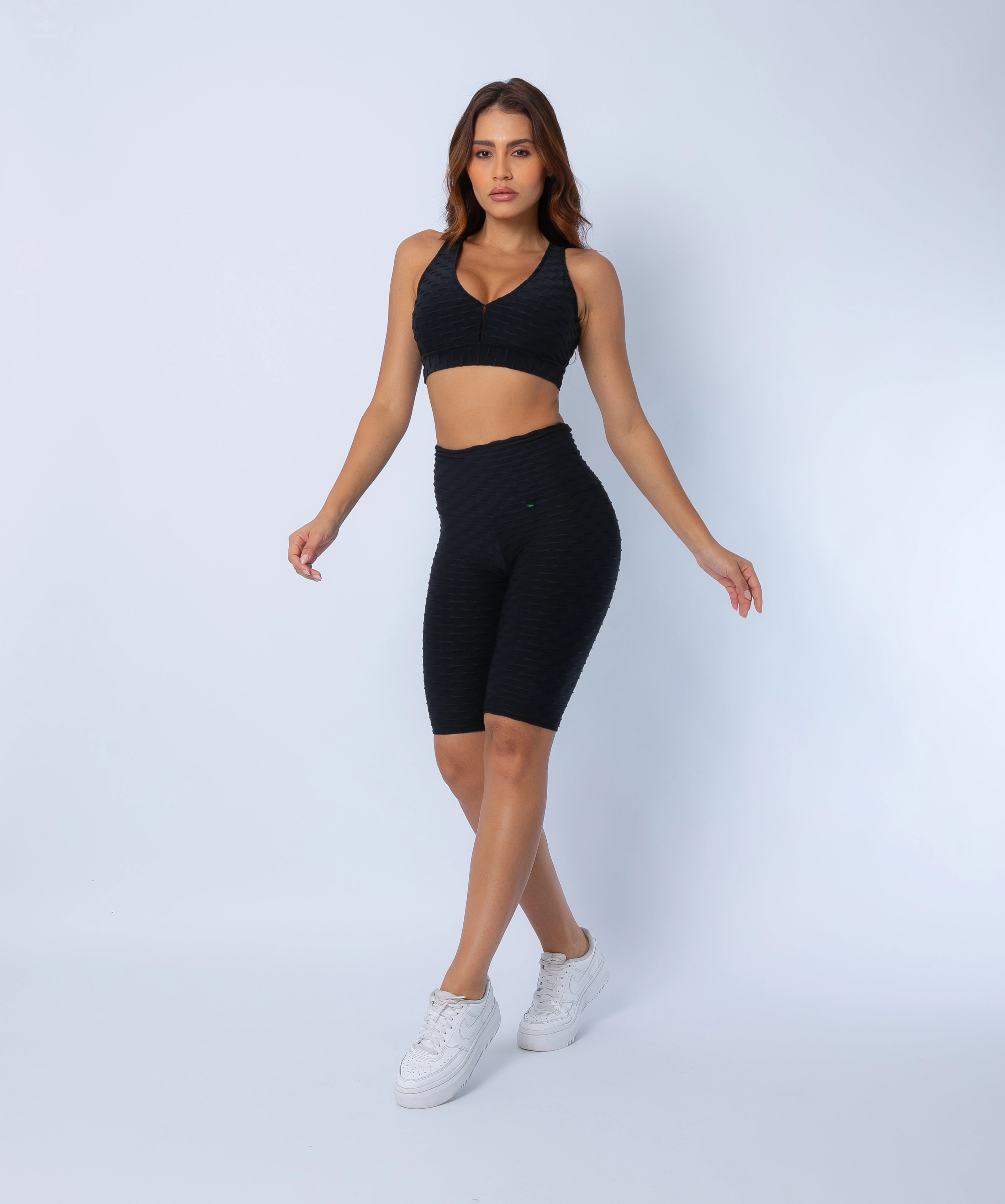 Fashion Brazil Luna Sports Bra, side view highlighting sculpting silhouette, V-neckline, and performance fabric.